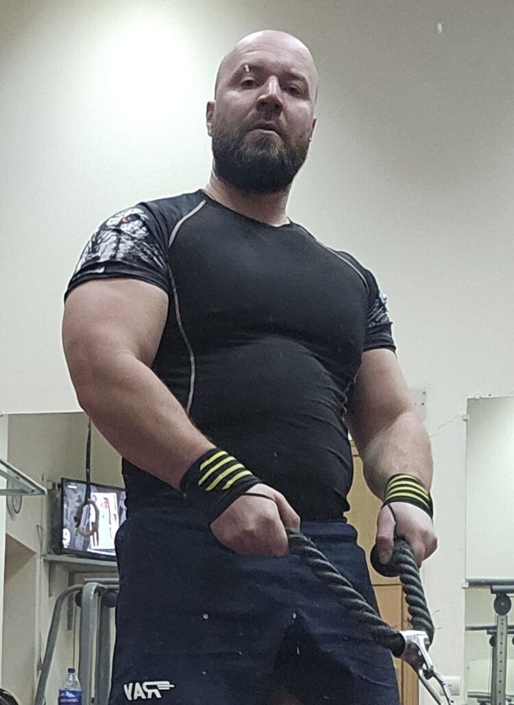  48326296  , 40 ,    