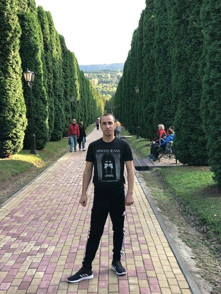  18281276  , 41 ,    