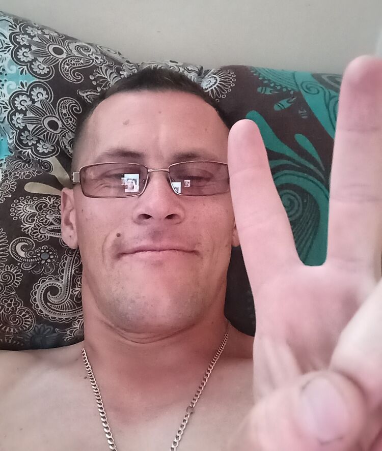  32595176  , 33 ,    