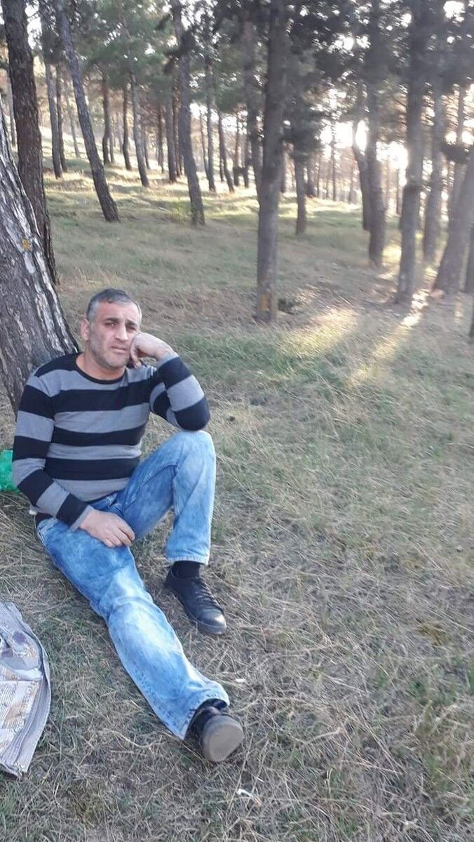  16999046  Zura, 47 ,    