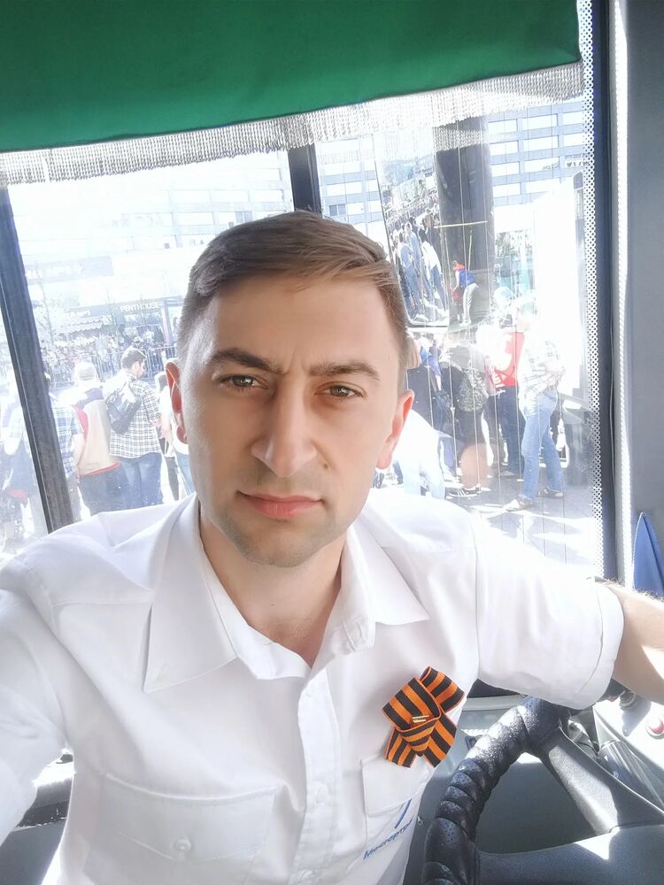  35697976  , 39 ,    
