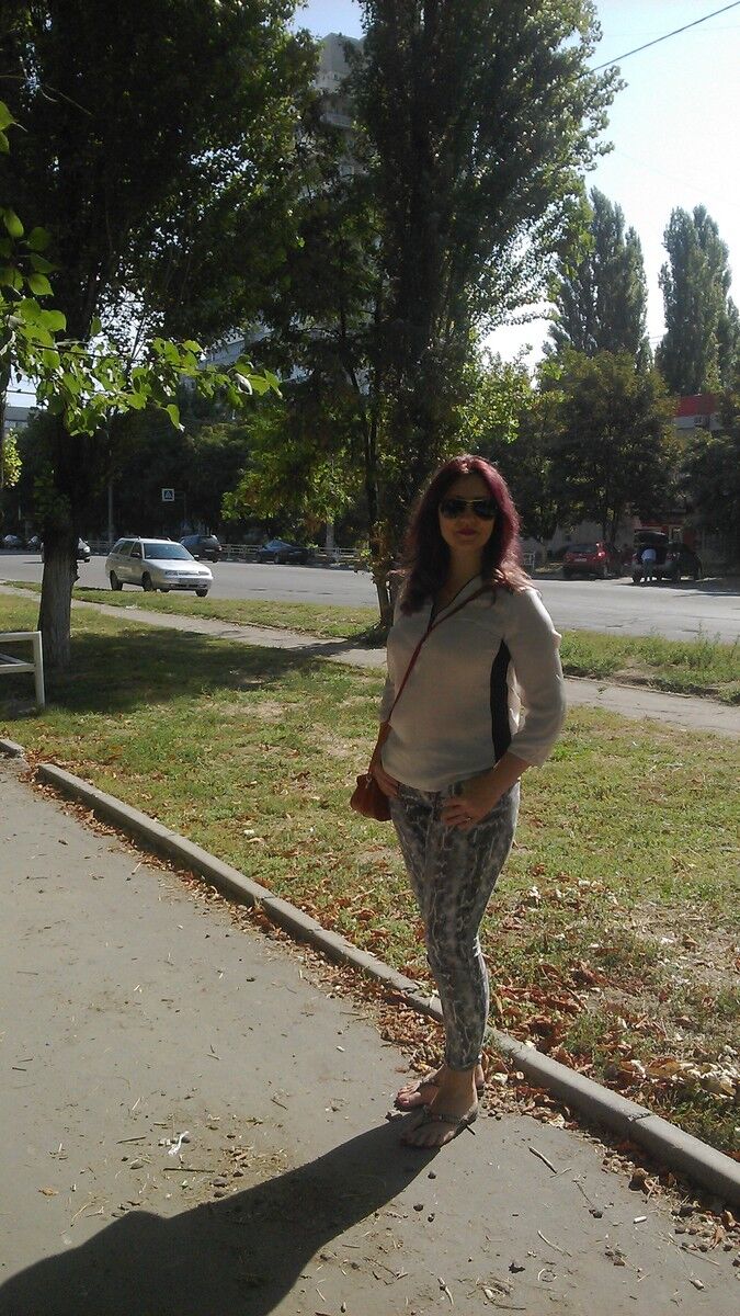  10399586  Elena, 47 ,    