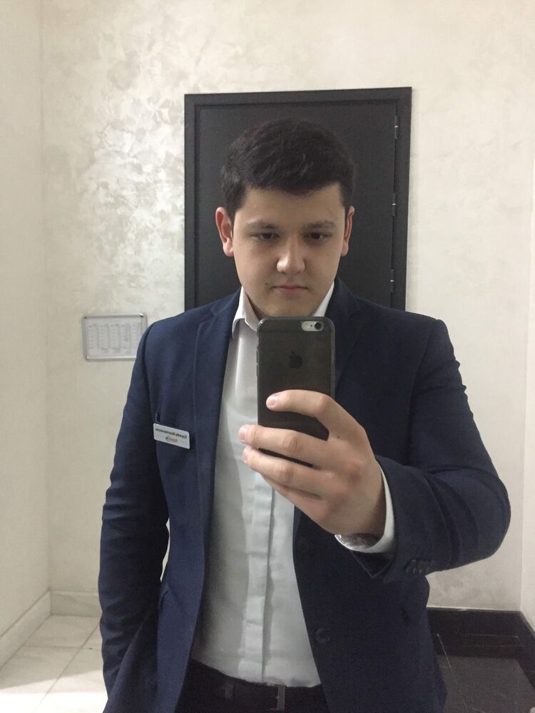  22953846  Botir, 27 ,    