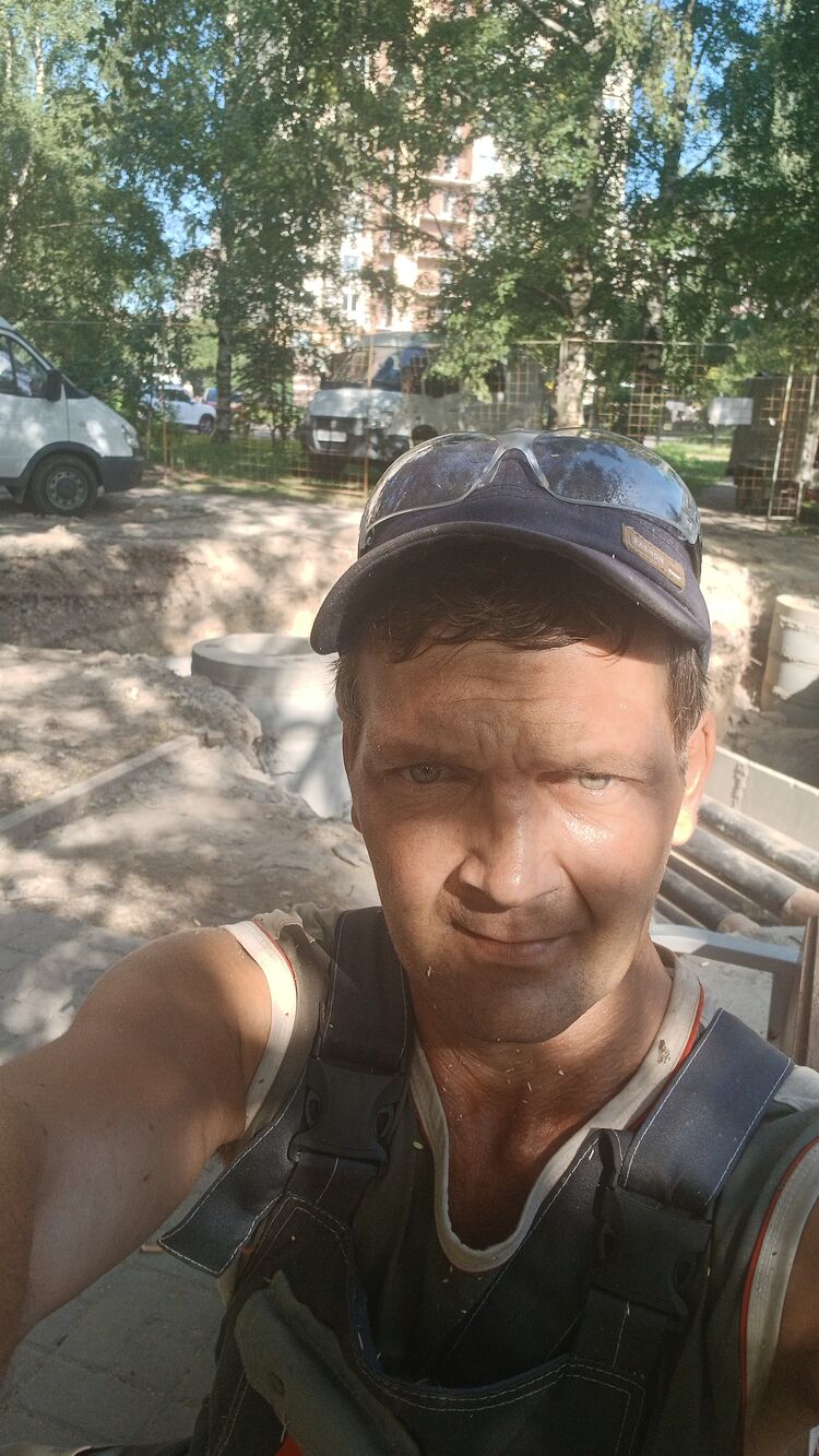  53227486  , 42 ,    -