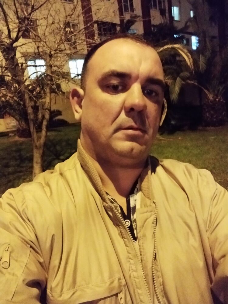  ,   Anatoly, 41 ,   ,   , c 