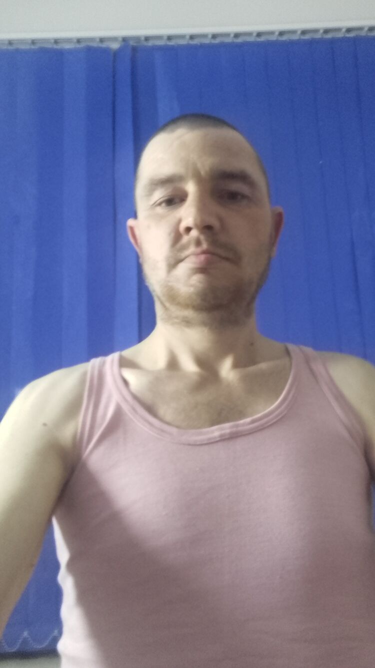  42243366  , 37 ,    