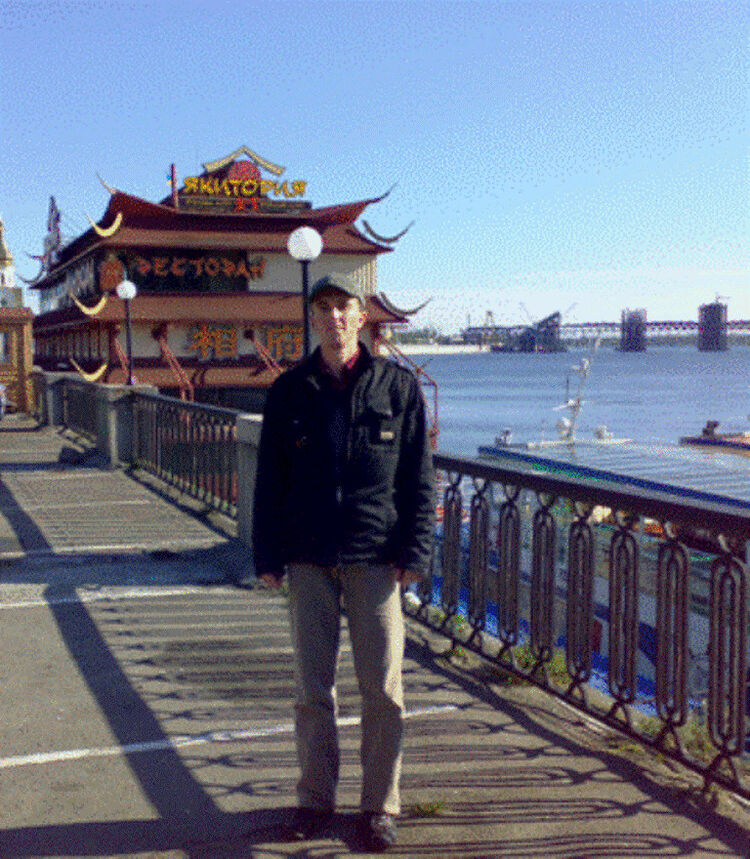  16377736  Volodymyr, 45 ,    -