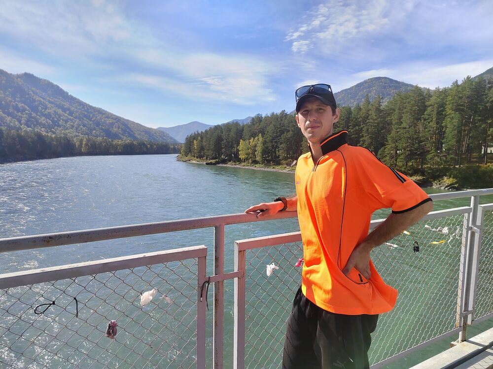  ,   Vladislav, 28 ,   ,   , c 