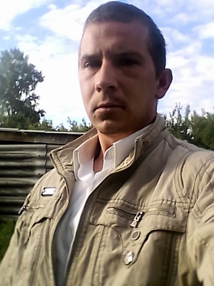 28128696  , 32 ,    