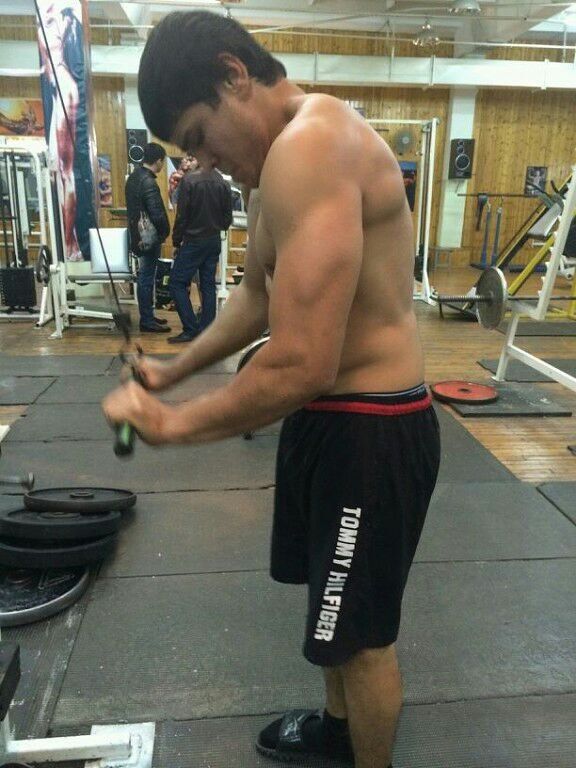  ,   Timur, 32 ,   ,   , c 