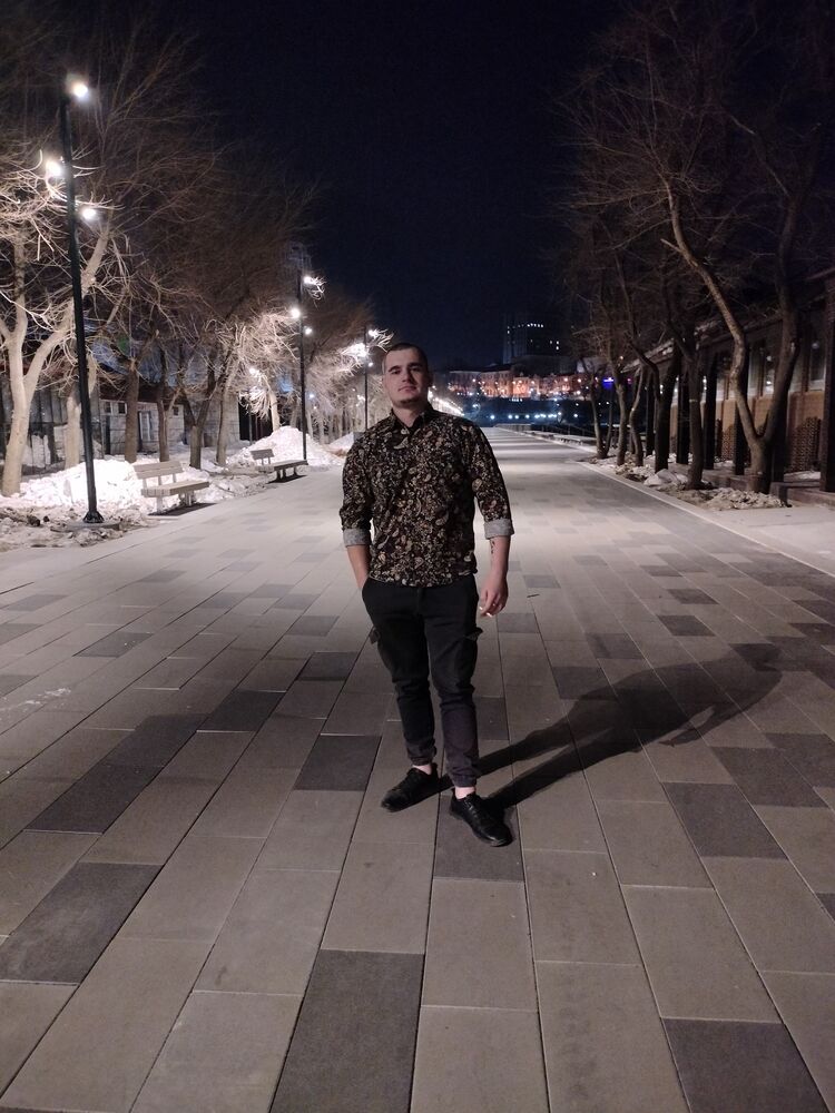  ,   Valentin, 25 ,   ,   , c , 
