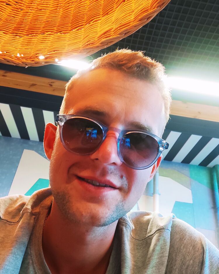  ,   Alexander, 29 ,   ,   