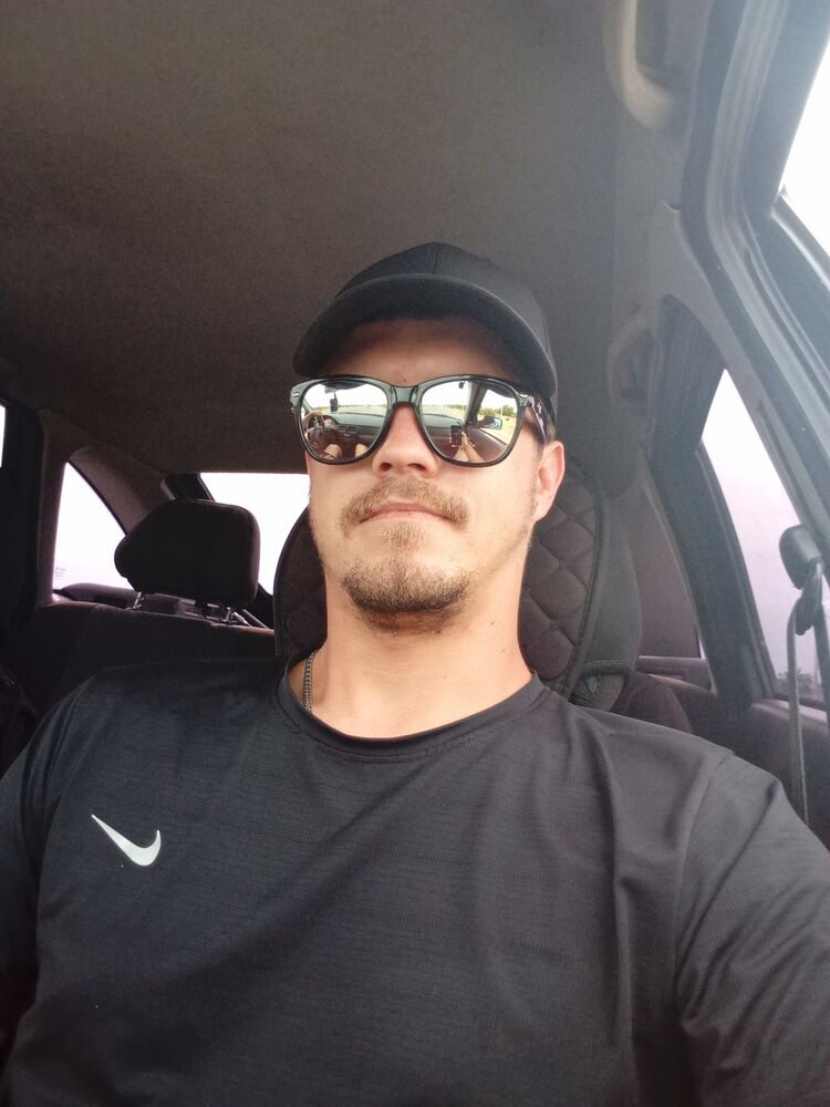  47980126  Evgeny, 26 ,    