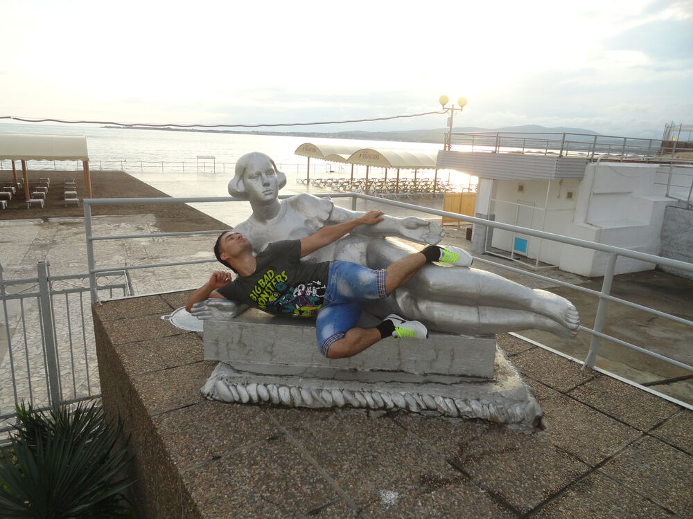  31251306  Mr Kot, 32 ,    --