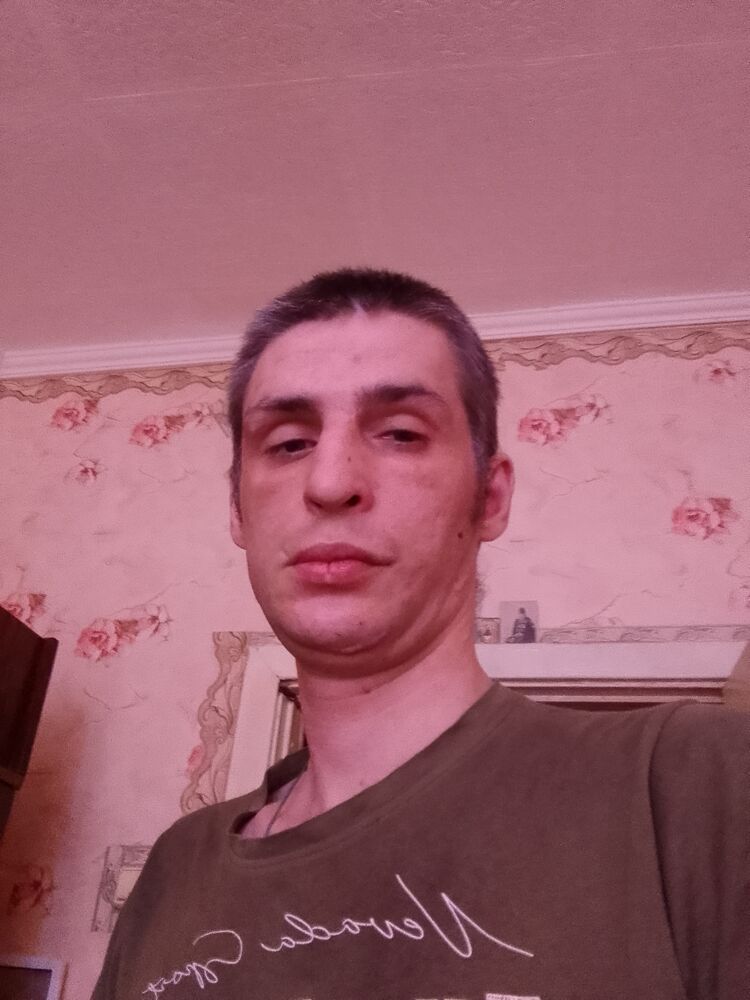  52023866  , 32 ,    