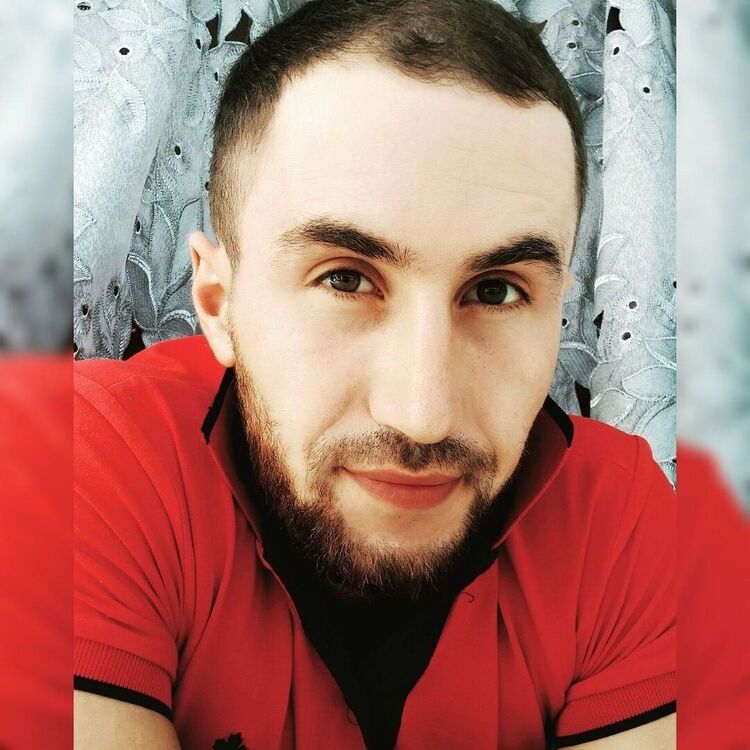  23885946  Vano, 28 ,    