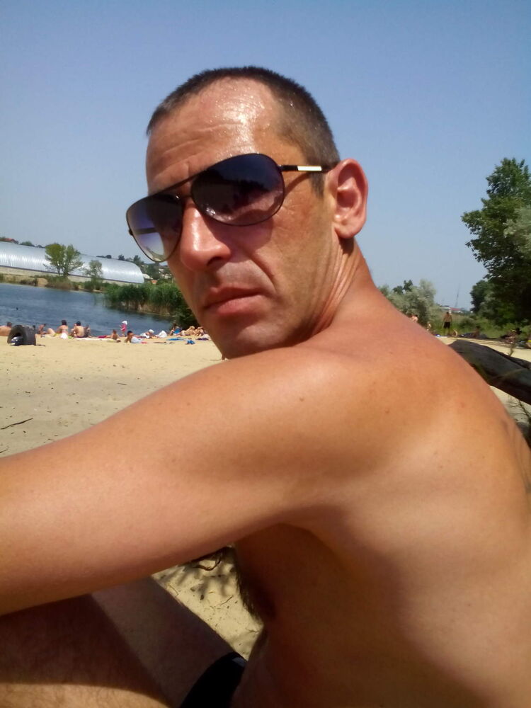  40825976  , 47 ,    