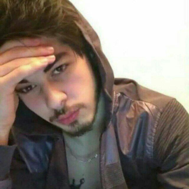  -,   Dikoo, 24 ,   ,   