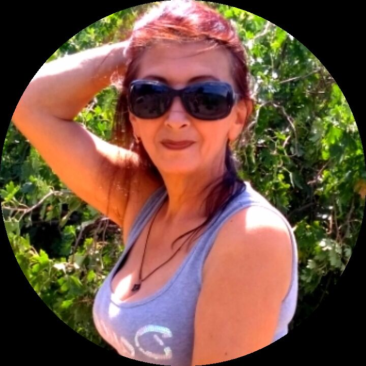 40498606  Nina, 58 ,    