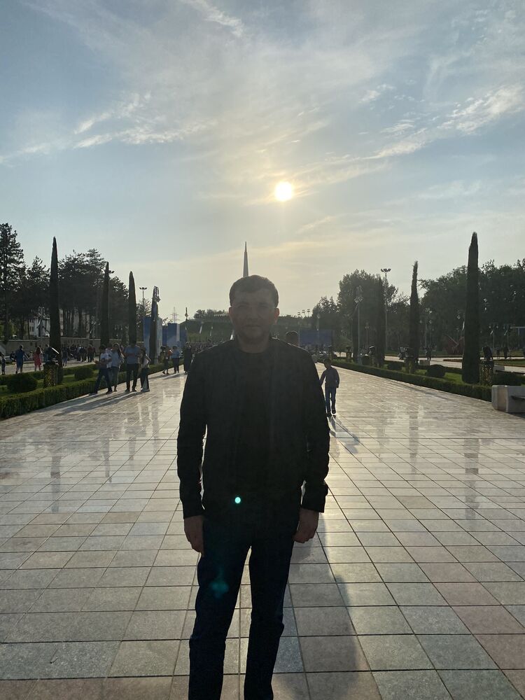  ,   Ferre, 34 ,     , c 