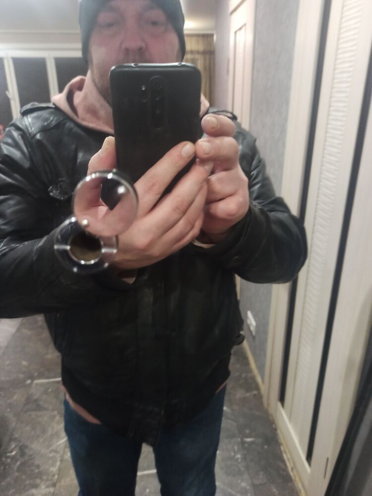  37577726  , 44 ,    