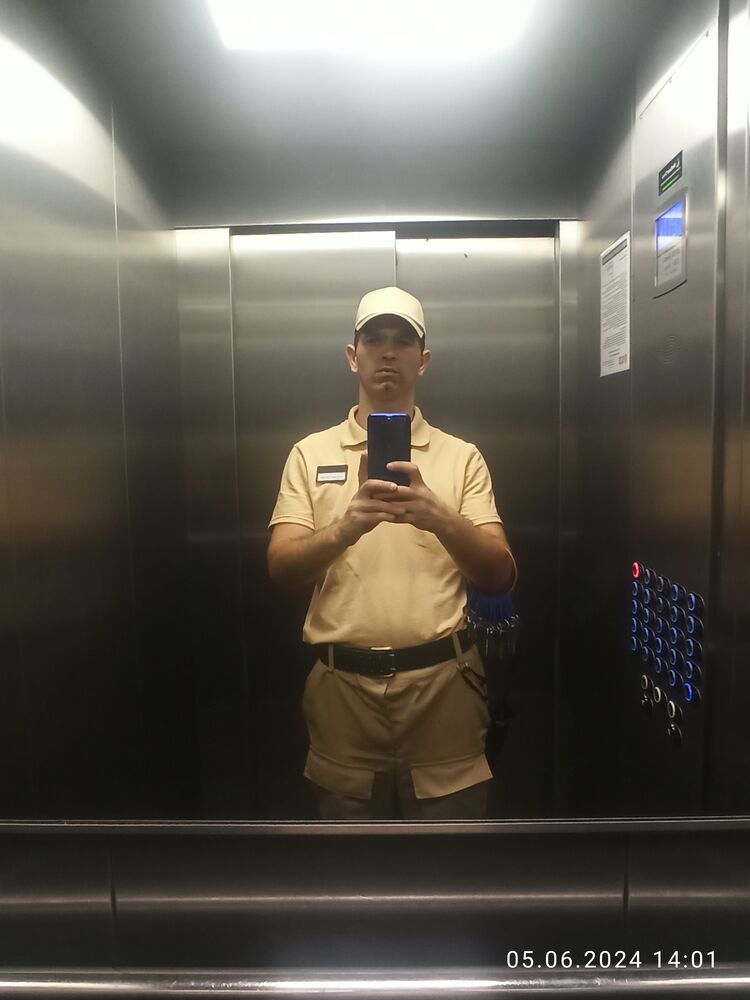  44494166  , 28 ,    