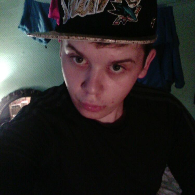  8300946  , 27 ,    -