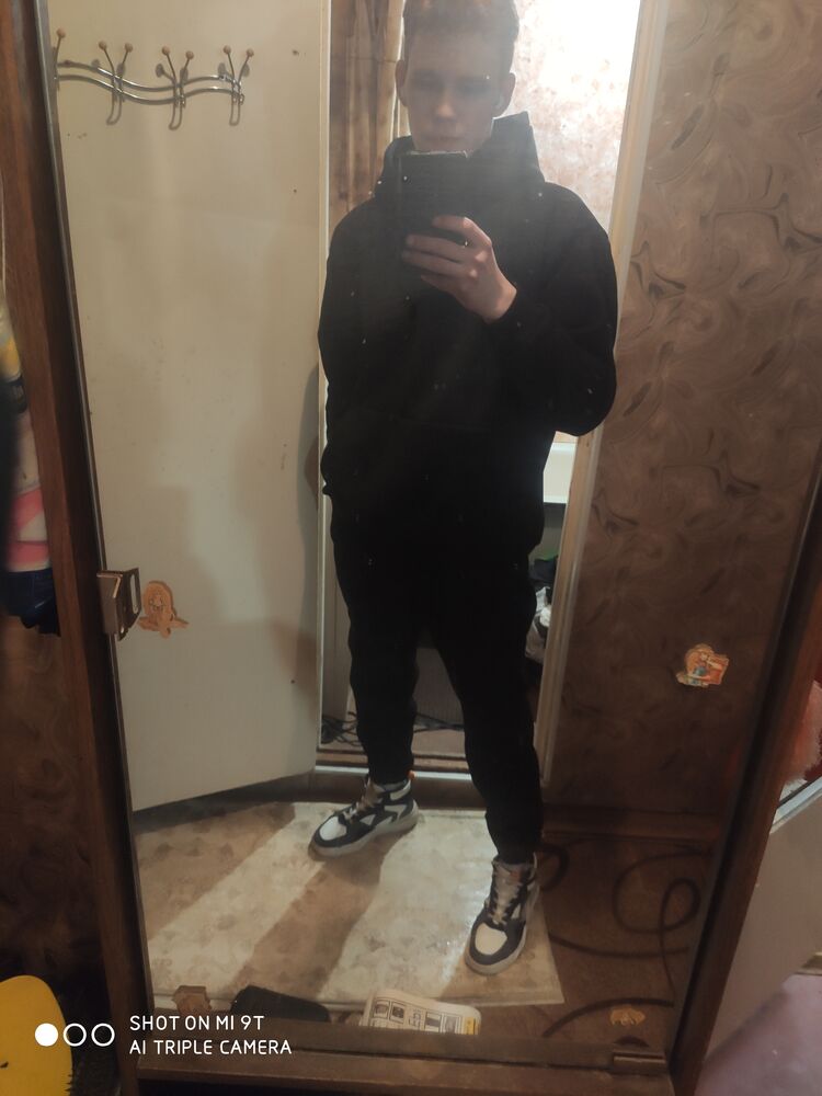  32526826  , 26 ,    