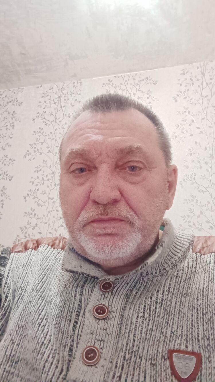  51783996  , 62 ,    