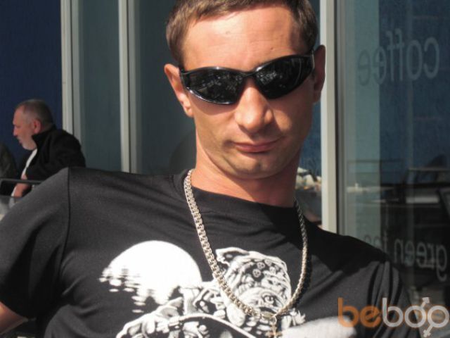  1116826  Artur, 42 ,    
