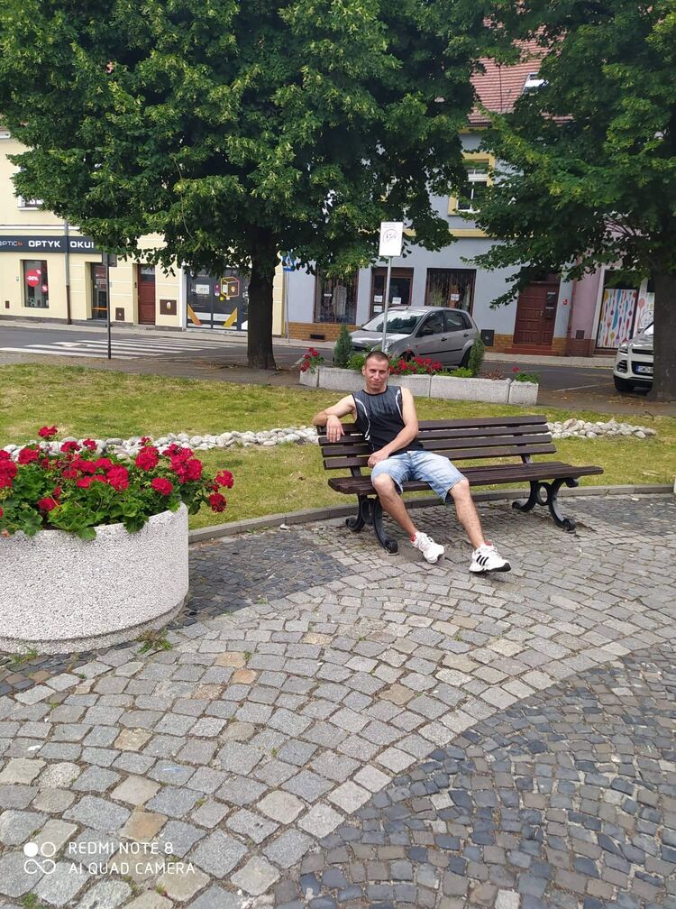  ,   Stefan, 34 ,     , 
