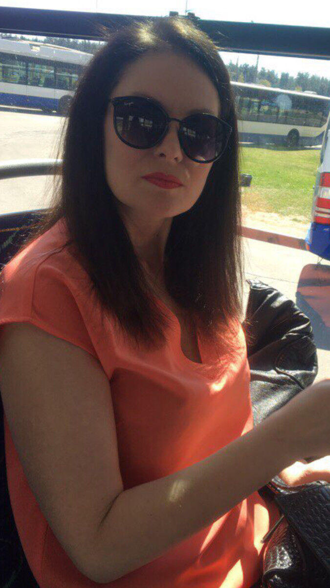  ,   Ludmila, 54 ,   ,   , c 