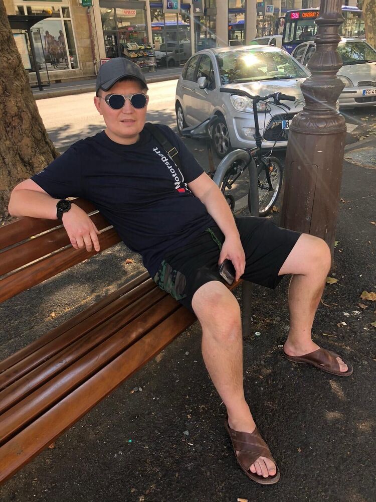  Villejuif,   , 40 ,     , c 