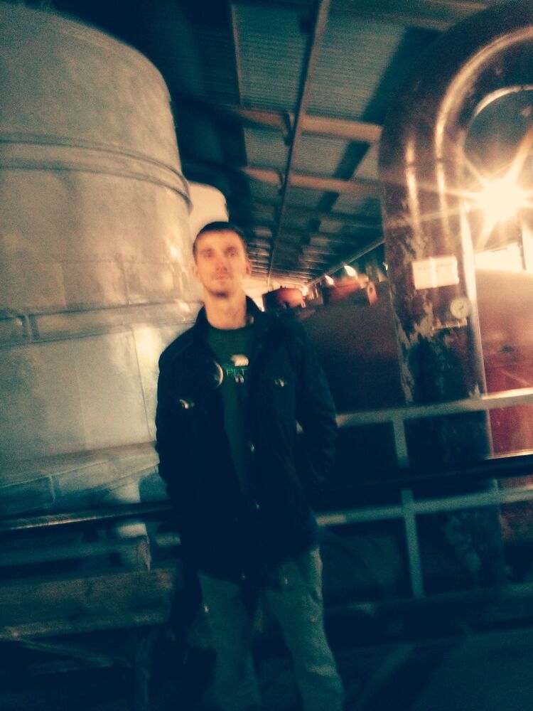  15946476  , 31 ,    