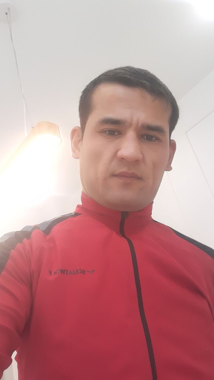  ,   Umrbek, 35 ,   ,   