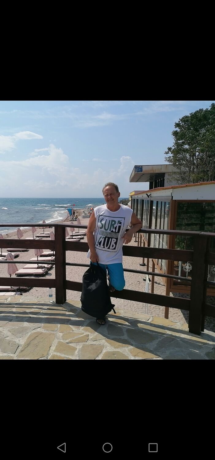  29849226  Alex, 61 ,    