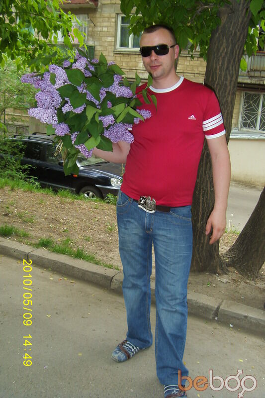  ,   Jonyjonlok, 38 ,  