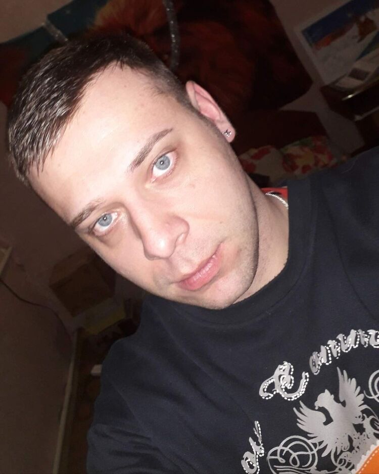  19614126  Ruslan, 37 ,    