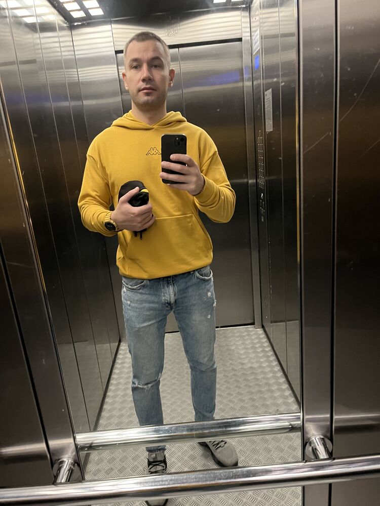  53055276  , 34 ,    -