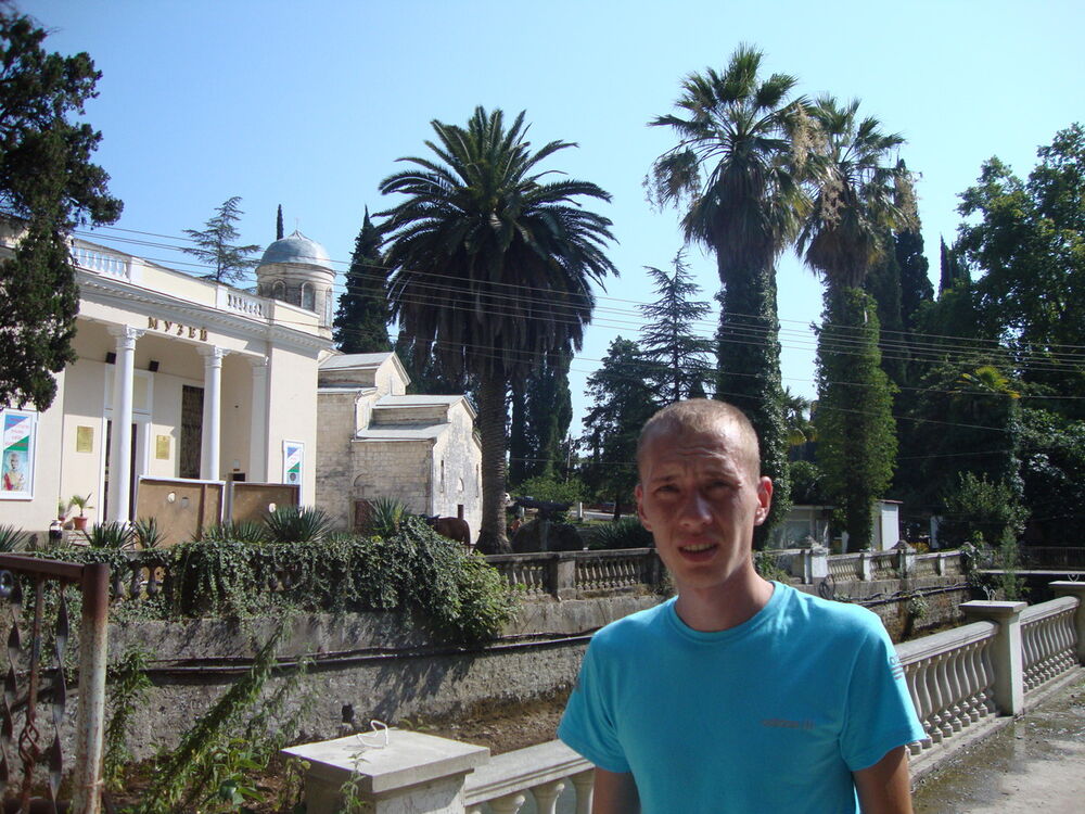  7669176  Fanil, 43 ,    