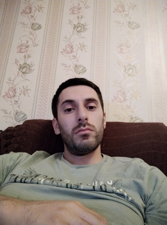  ,   Davit, 38 ,   ,   , c 