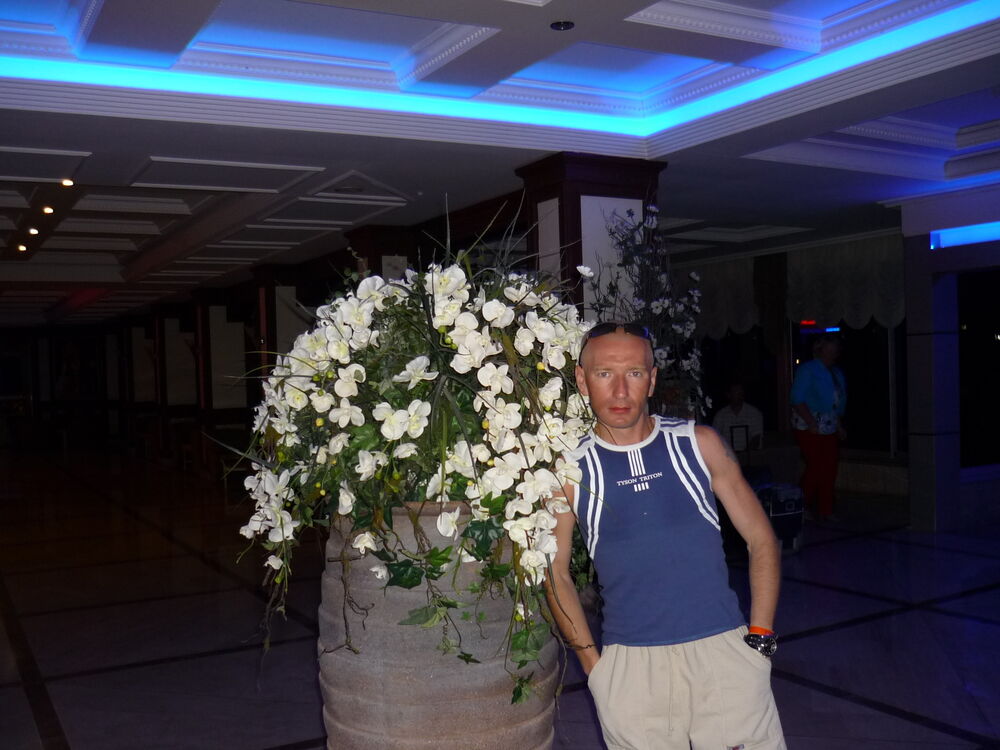  41410606  Dima, 47 ,    