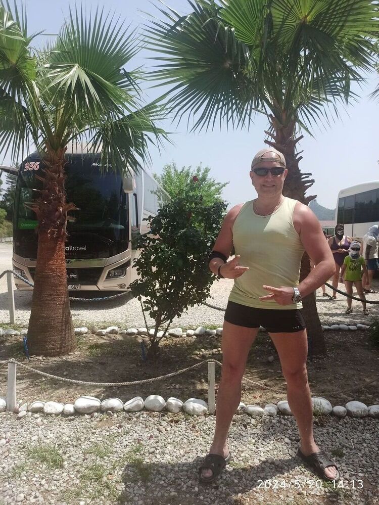  ,   Vladimir, 46 ,   ,   , 