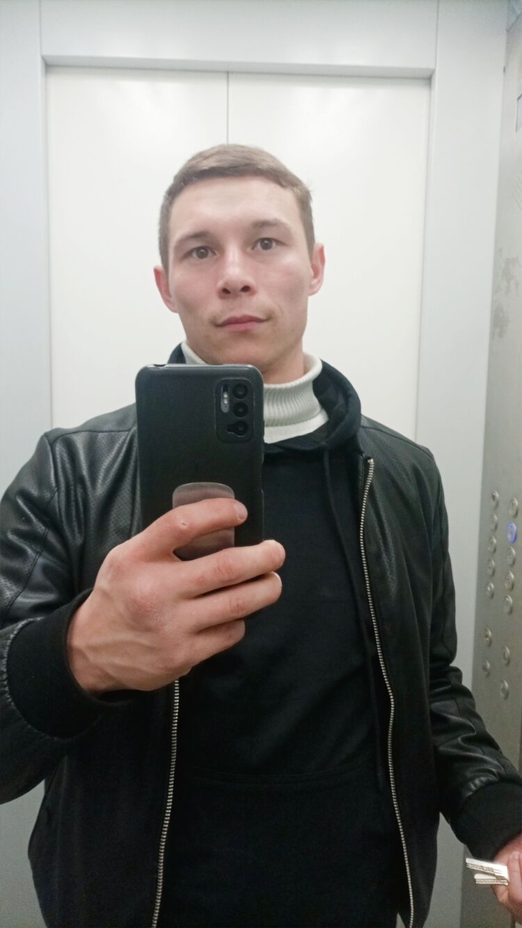  46936866  , 28 ,    