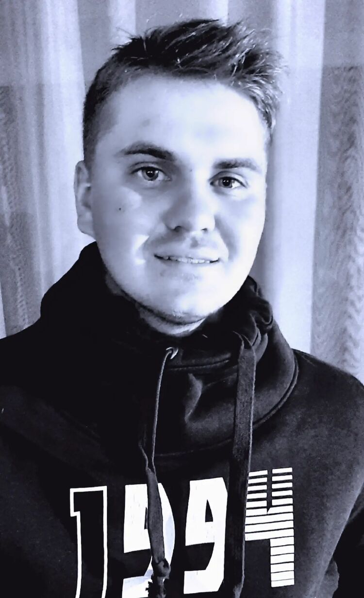  ,   Ivan, 27 ,   ,   , c , 