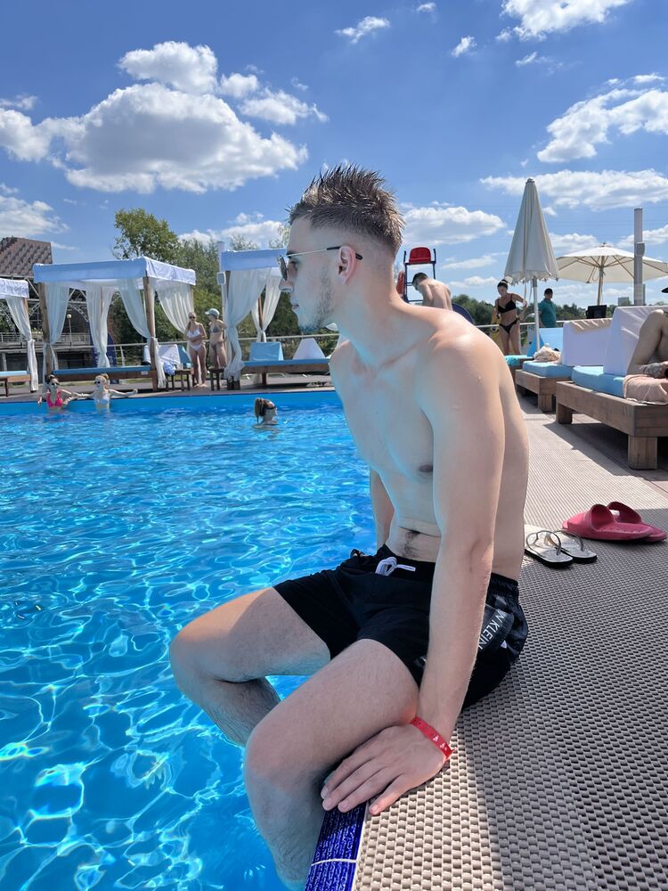 ,   , 28 ,   ,   