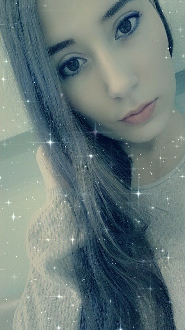  21604036  Victoria, 29 ,    