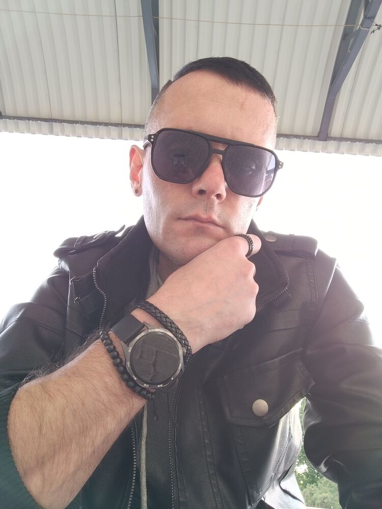  53388676  Ljosik, 38 ,    