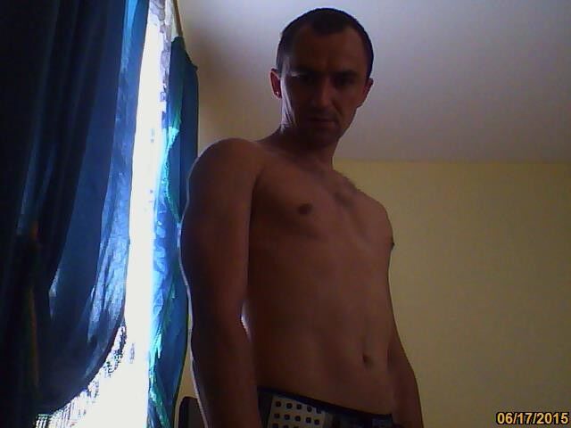  6120016  Denis, 38 ,    