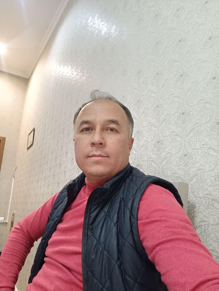  53845676  Bilolbek, 42 ,    